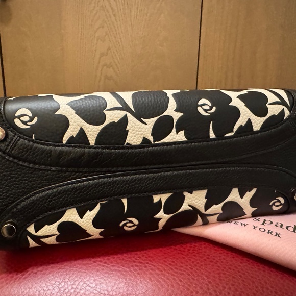 Kate Spade New York Knott Rosy Garden Medium Satchel - Picture 6 of 8